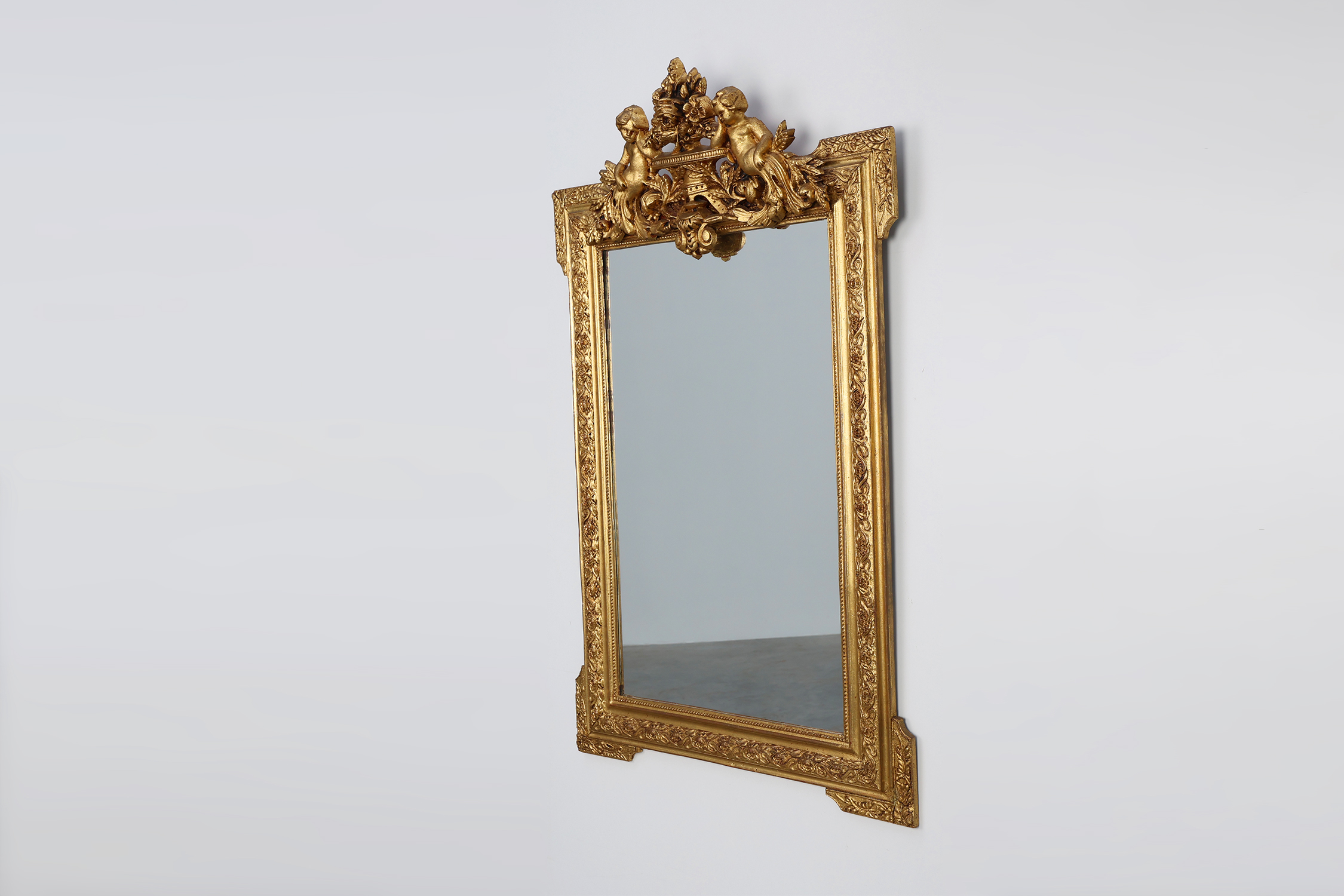 French rococo style richly sculpted gilted oak mirror, 19th century thumbnail